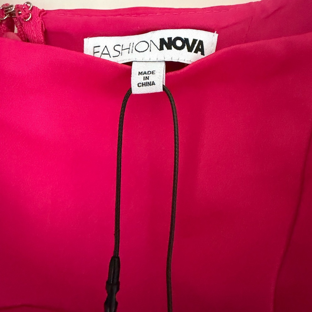 Fashion Nova Hot Pink Mini Dress with Ruffle Hem - 1980s style - Picture 6 of 9